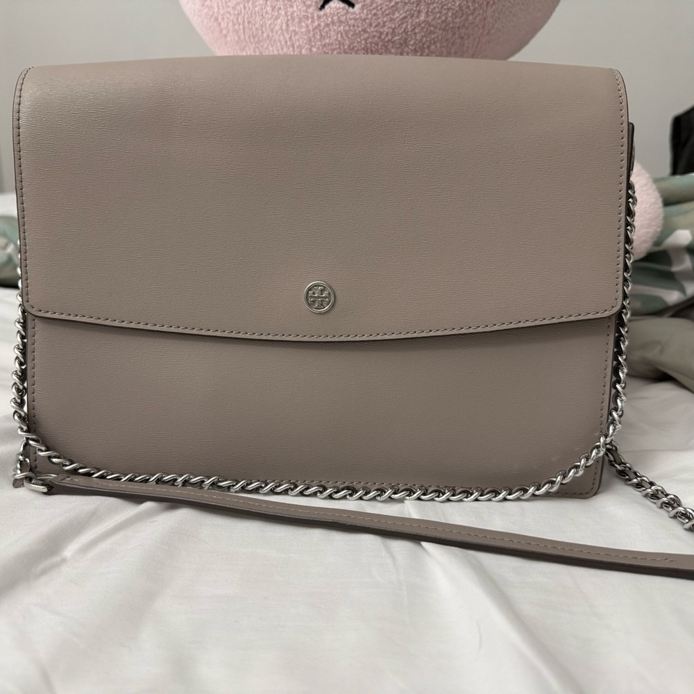 NWT Tory Burch Gray adjustable crossbody/shoulder purse